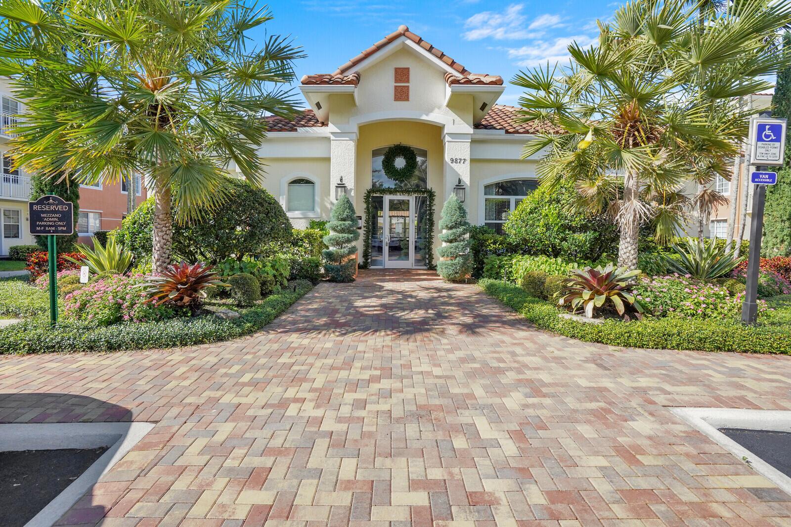 MEZZANO CONDO - Residential