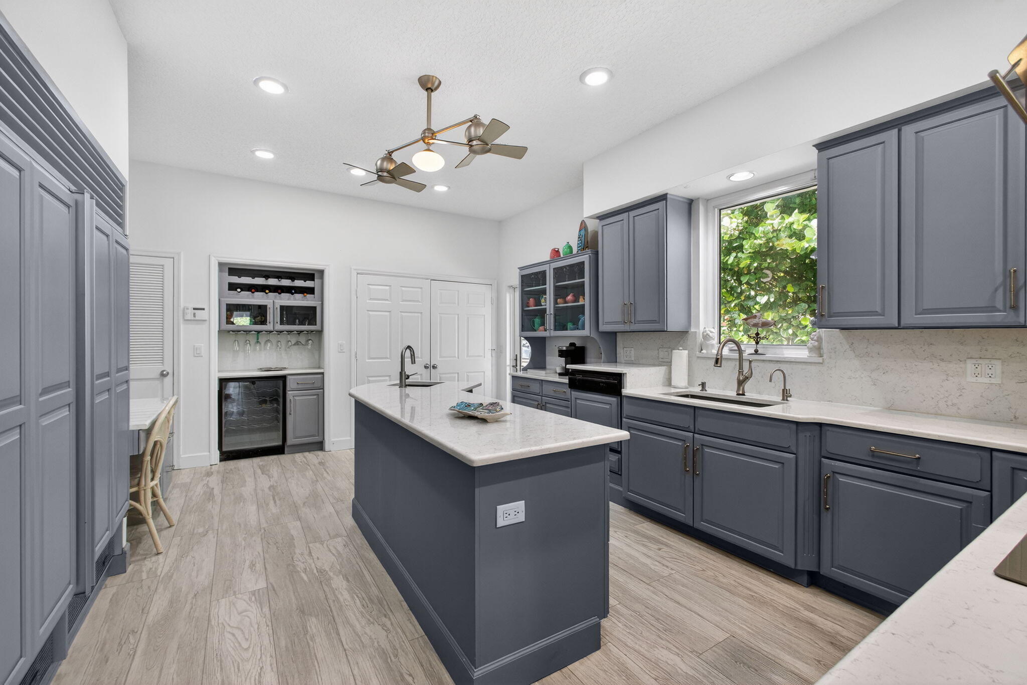 BON AIR BEACH - Residential