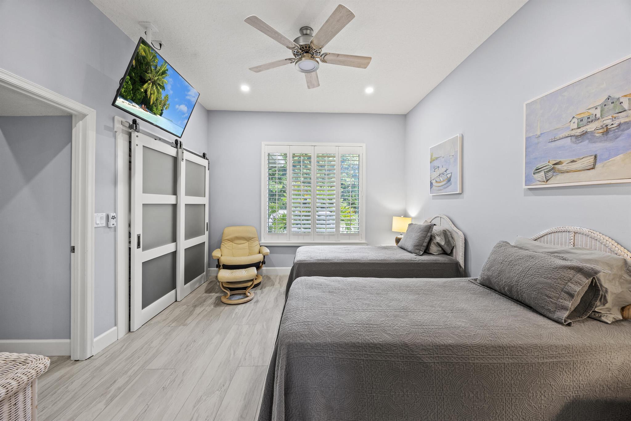 BON AIR BEACH - Residential