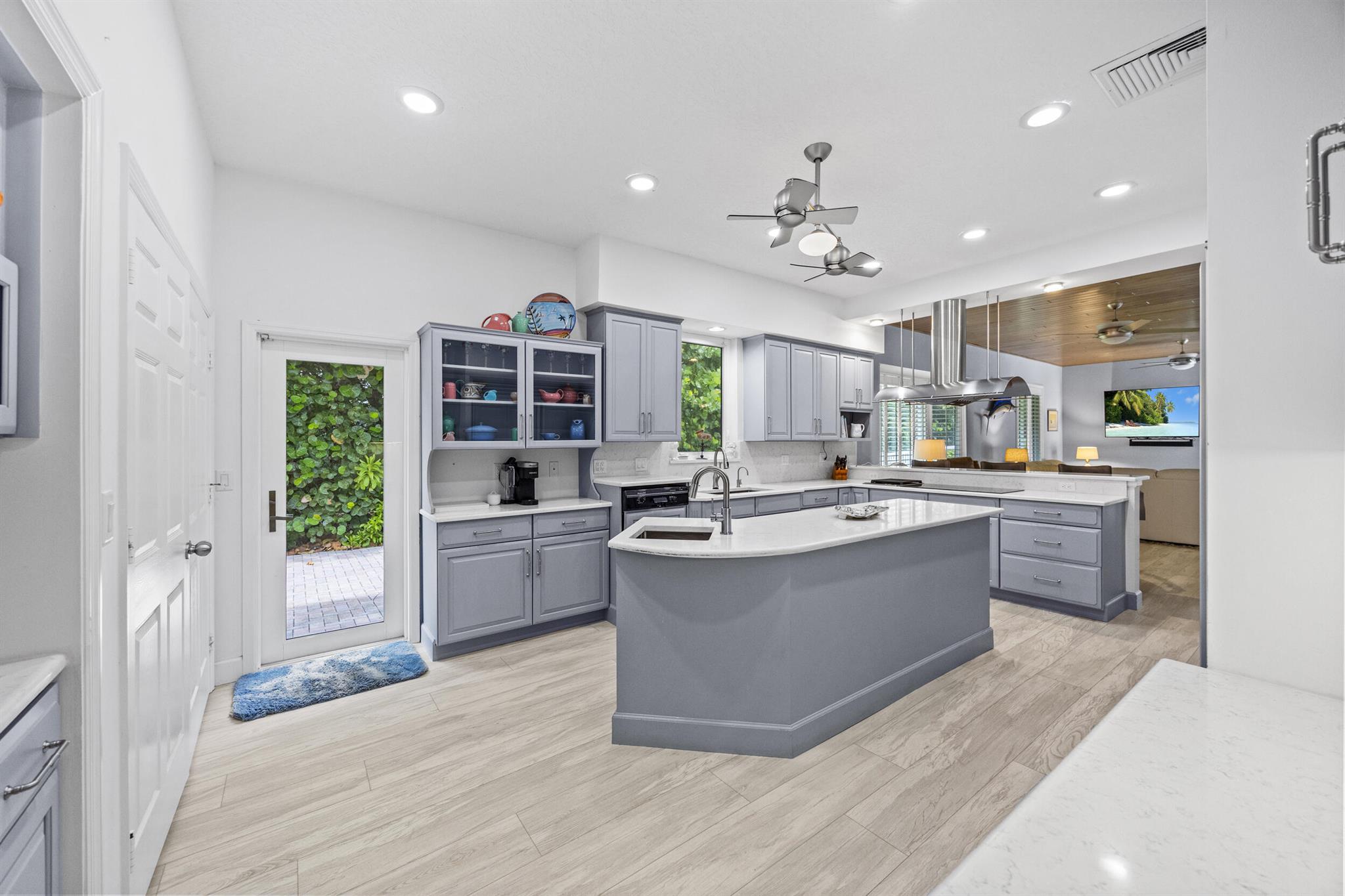 BON AIR BEACH - Residential