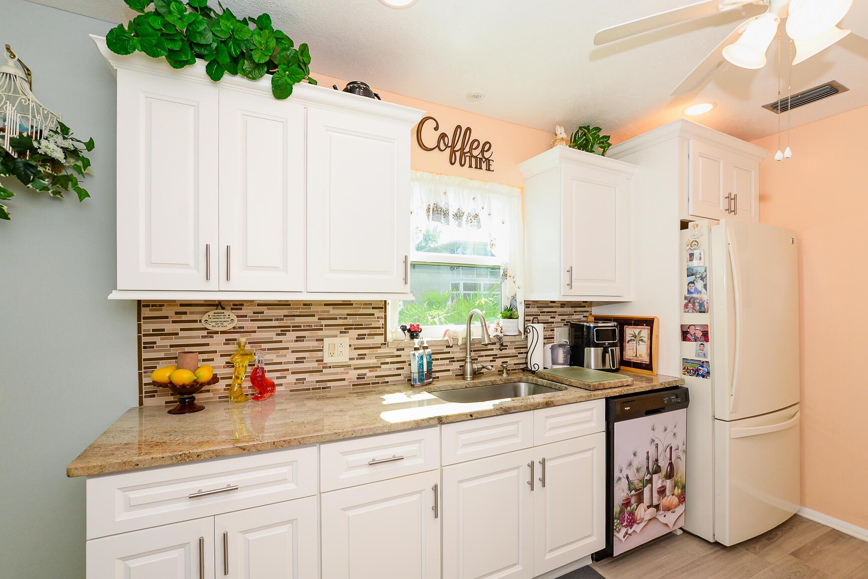 VISTA ST LUCIE BUILDINGS - Residential