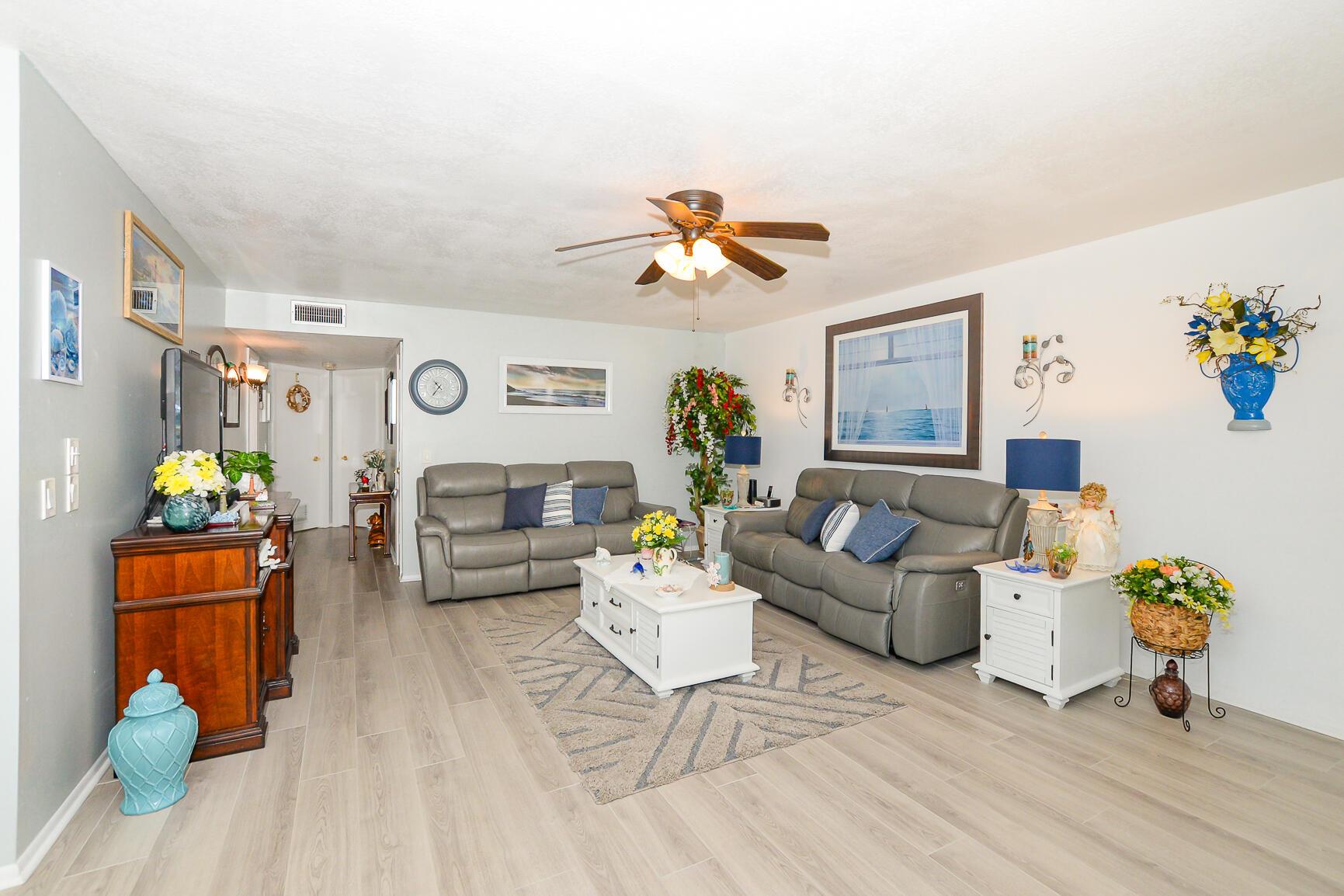 VISTA ST LUCIE BUILDINGS - Residential