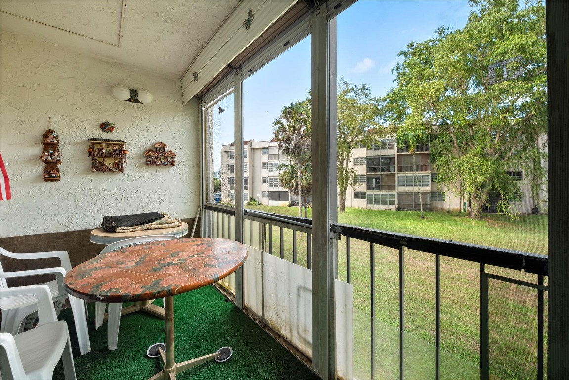 2551 Aragon Boulevard 0