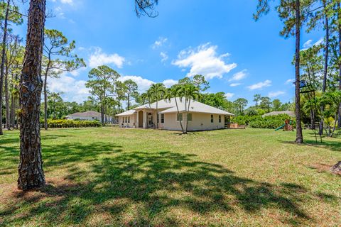 A home in Loxahatchee