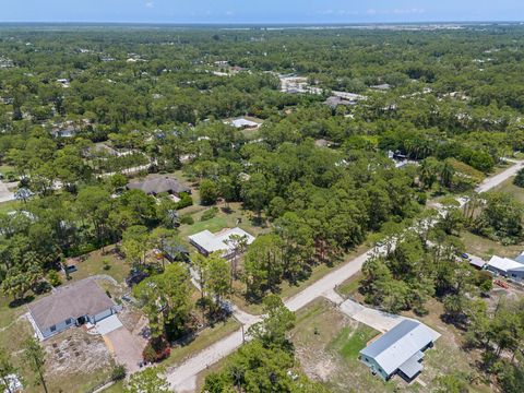 A home in Loxahatchee