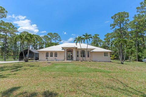 A home in Loxahatchee