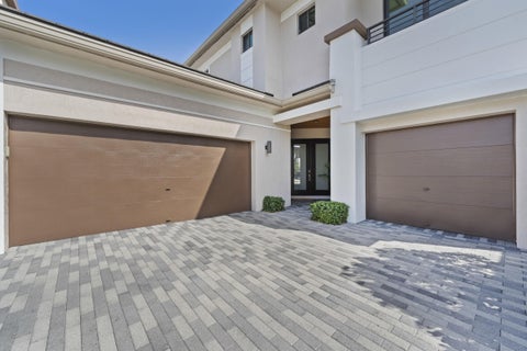 Tiny photo for 10555 Waves Way, Parkland, FL 33076 (MLS # B26038848)