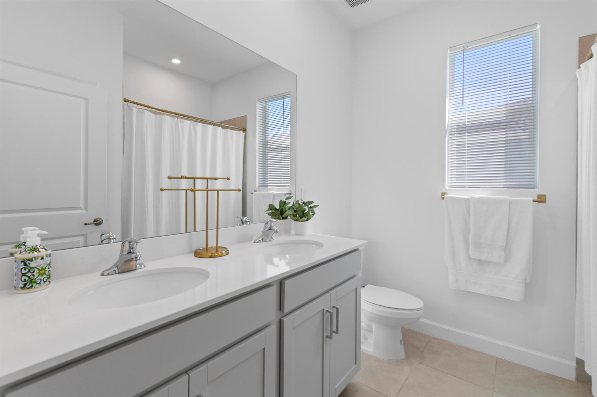 CADENCE PHASE II - Residential