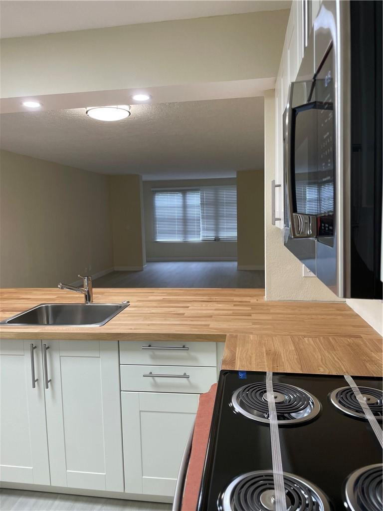 SOMERSET - Residential