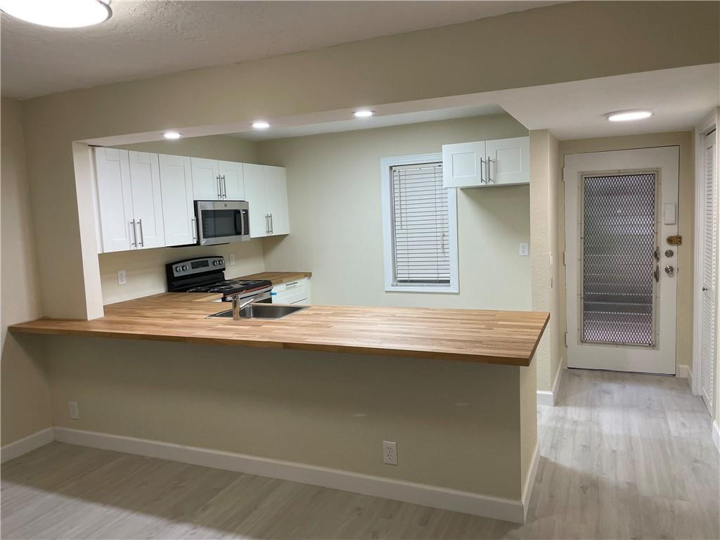 SOMERSET - Residential