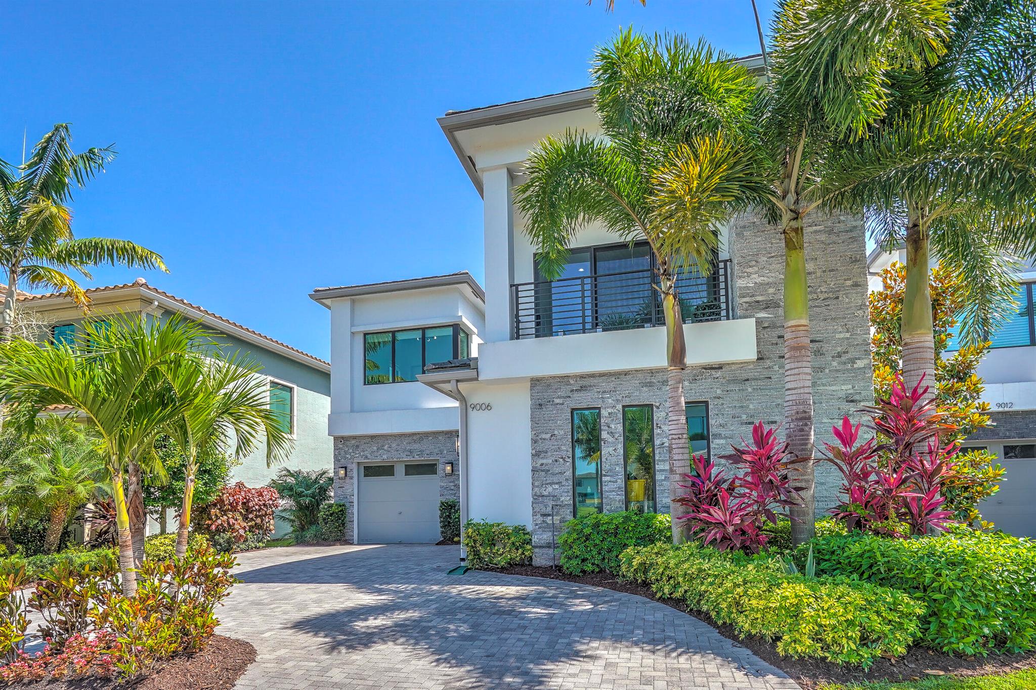 9006 Dulcetto Court