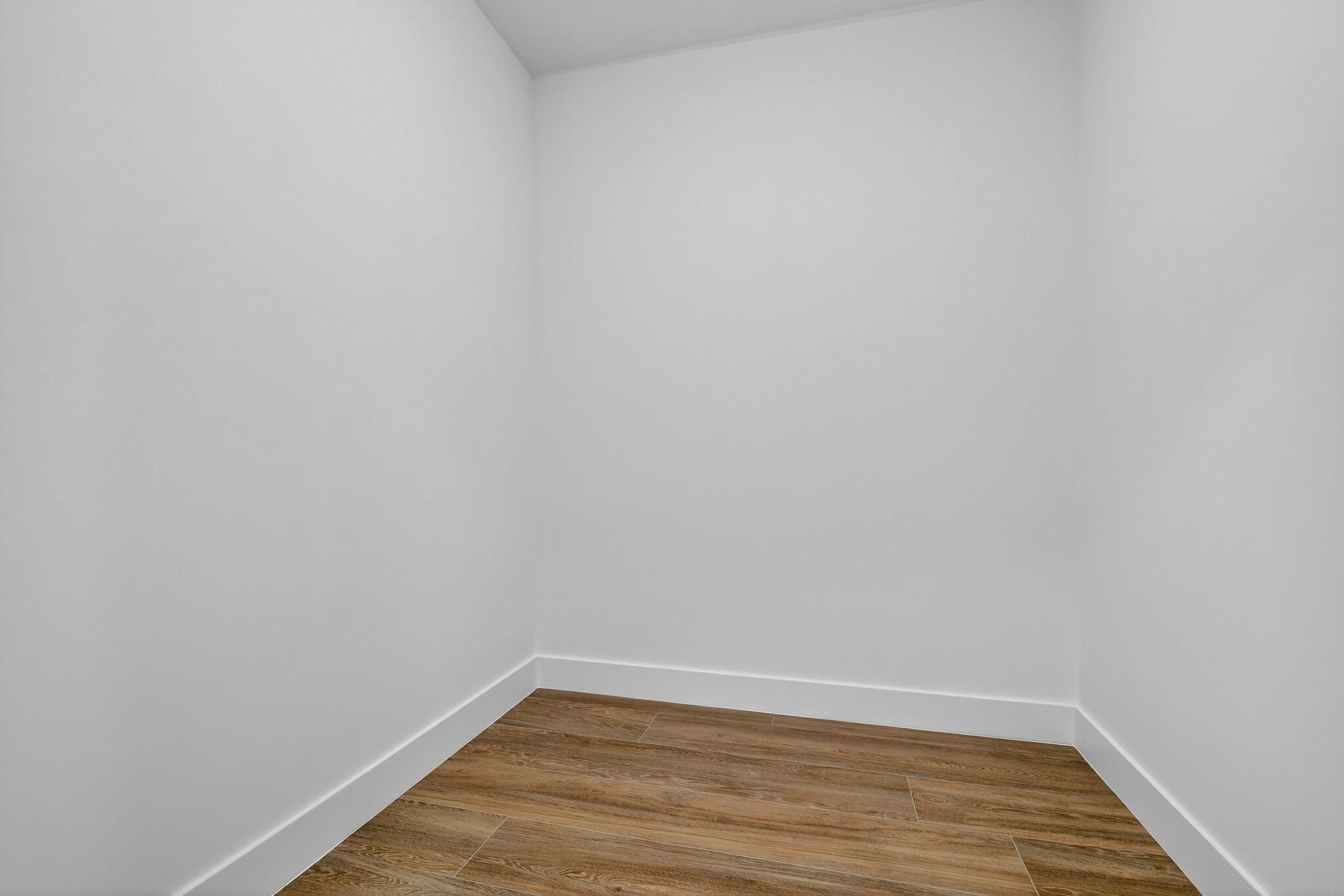 PINE GARDENS - Residential