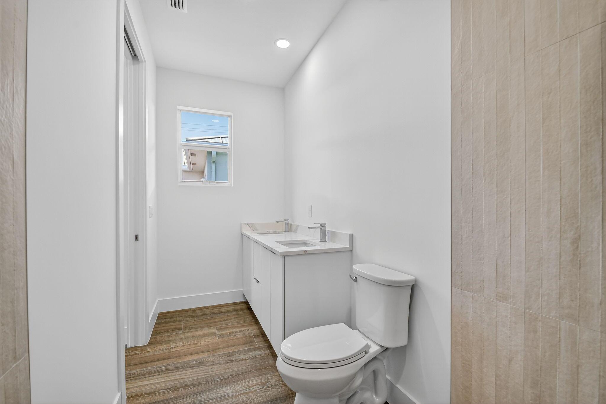 PINE GARDENS - Residential