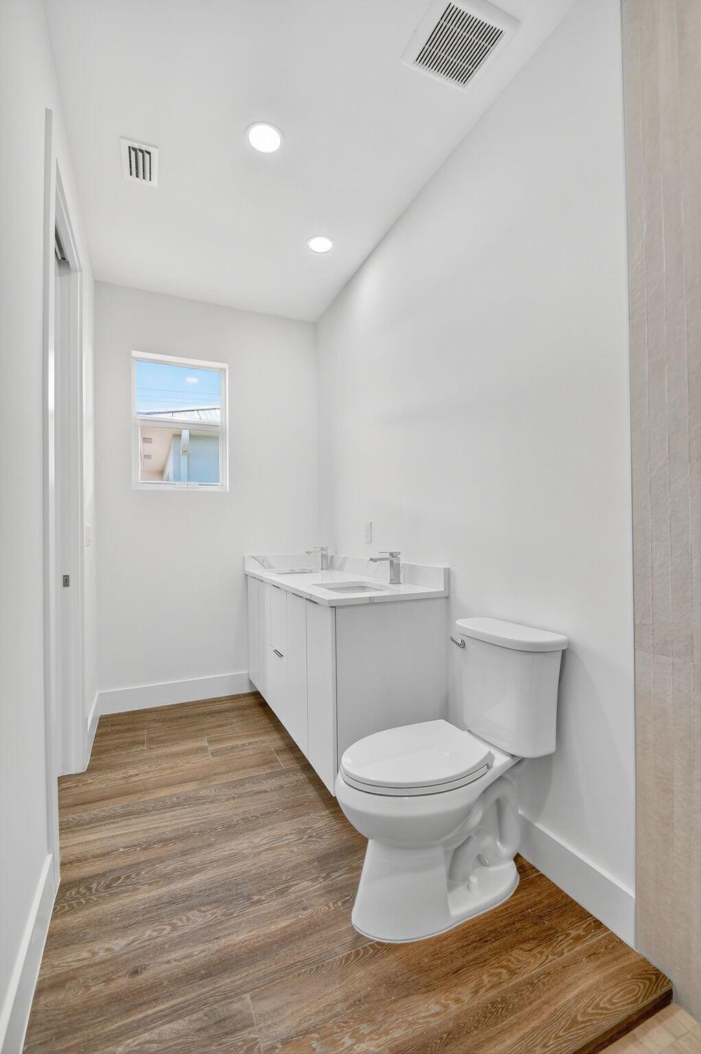 PINE GARDENS - Residential