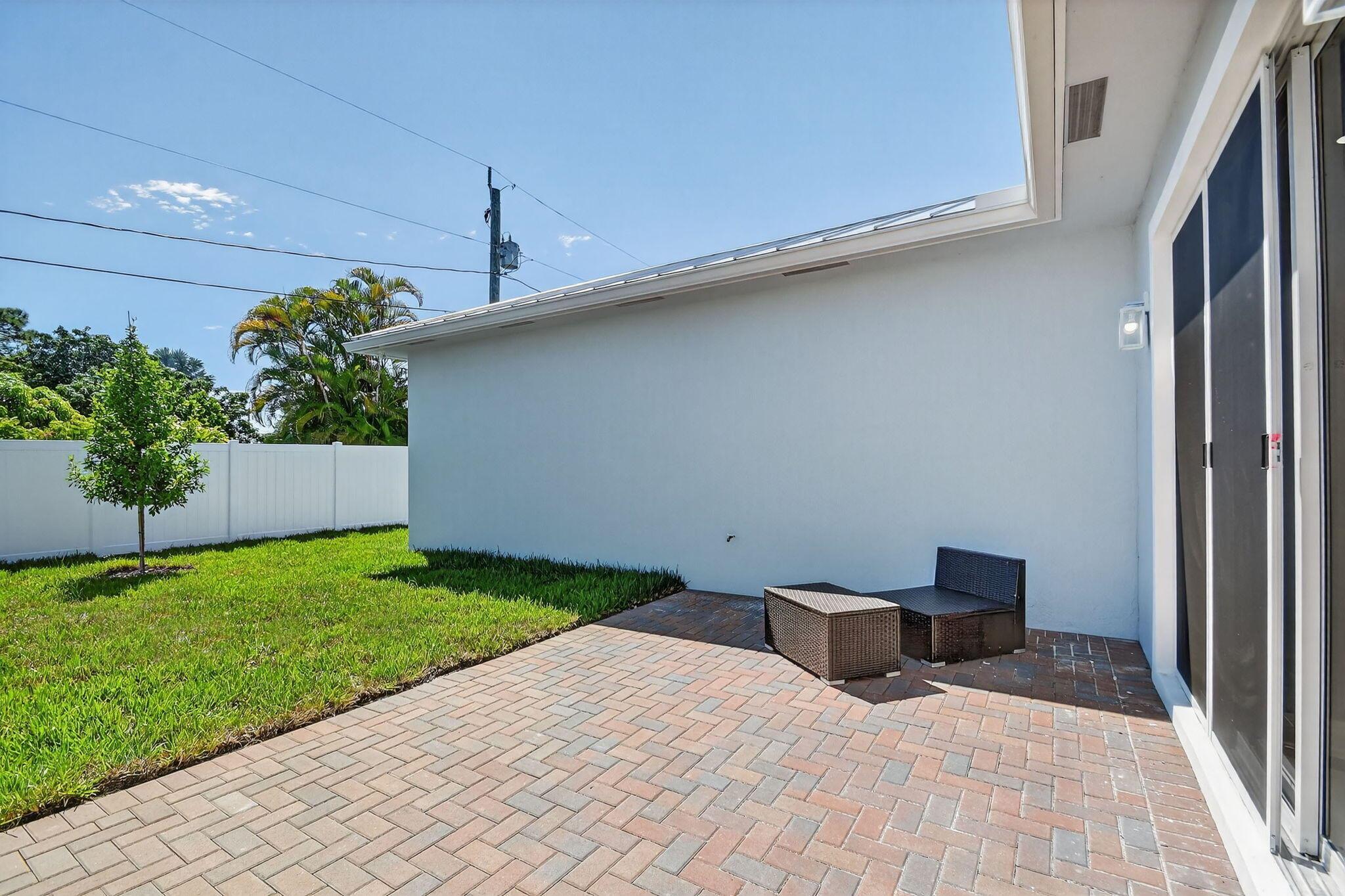 PINE GARDENS - Residential