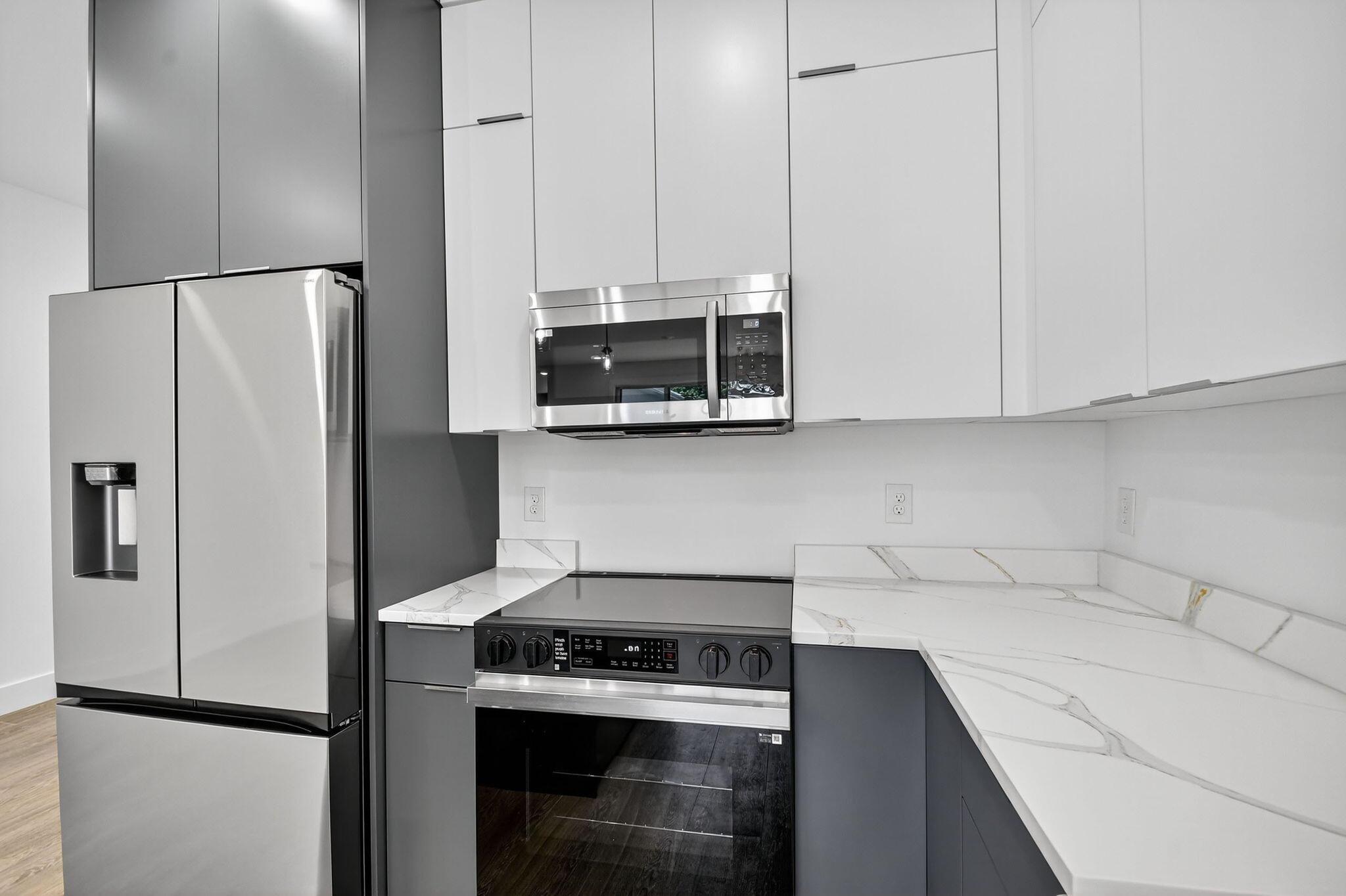 PINE GARDENS - Residential