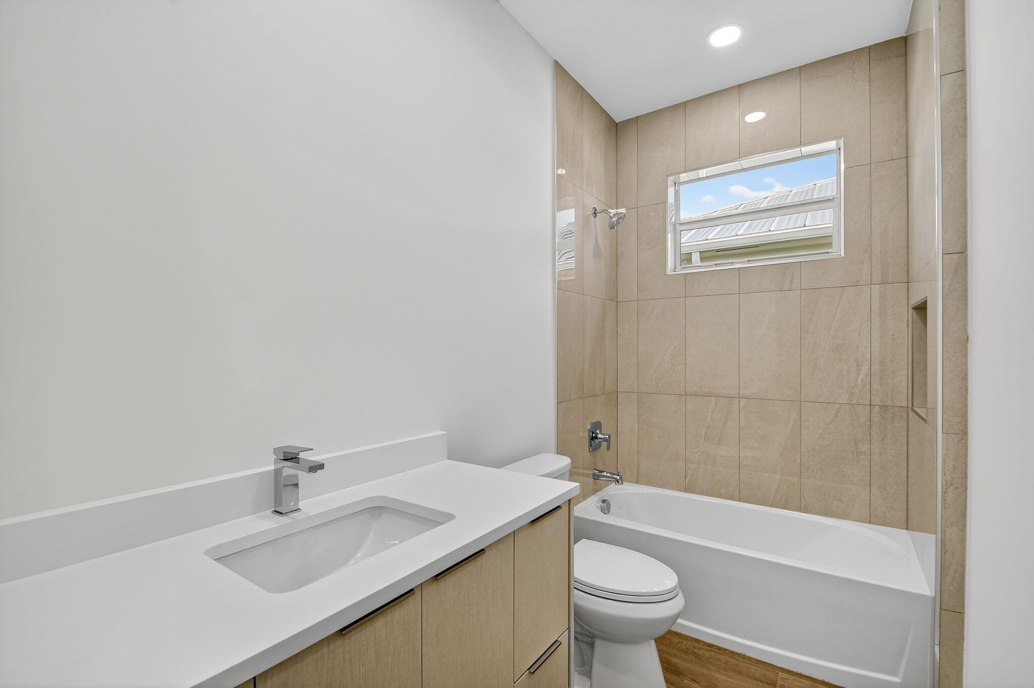 PINE GARDENS - Residential