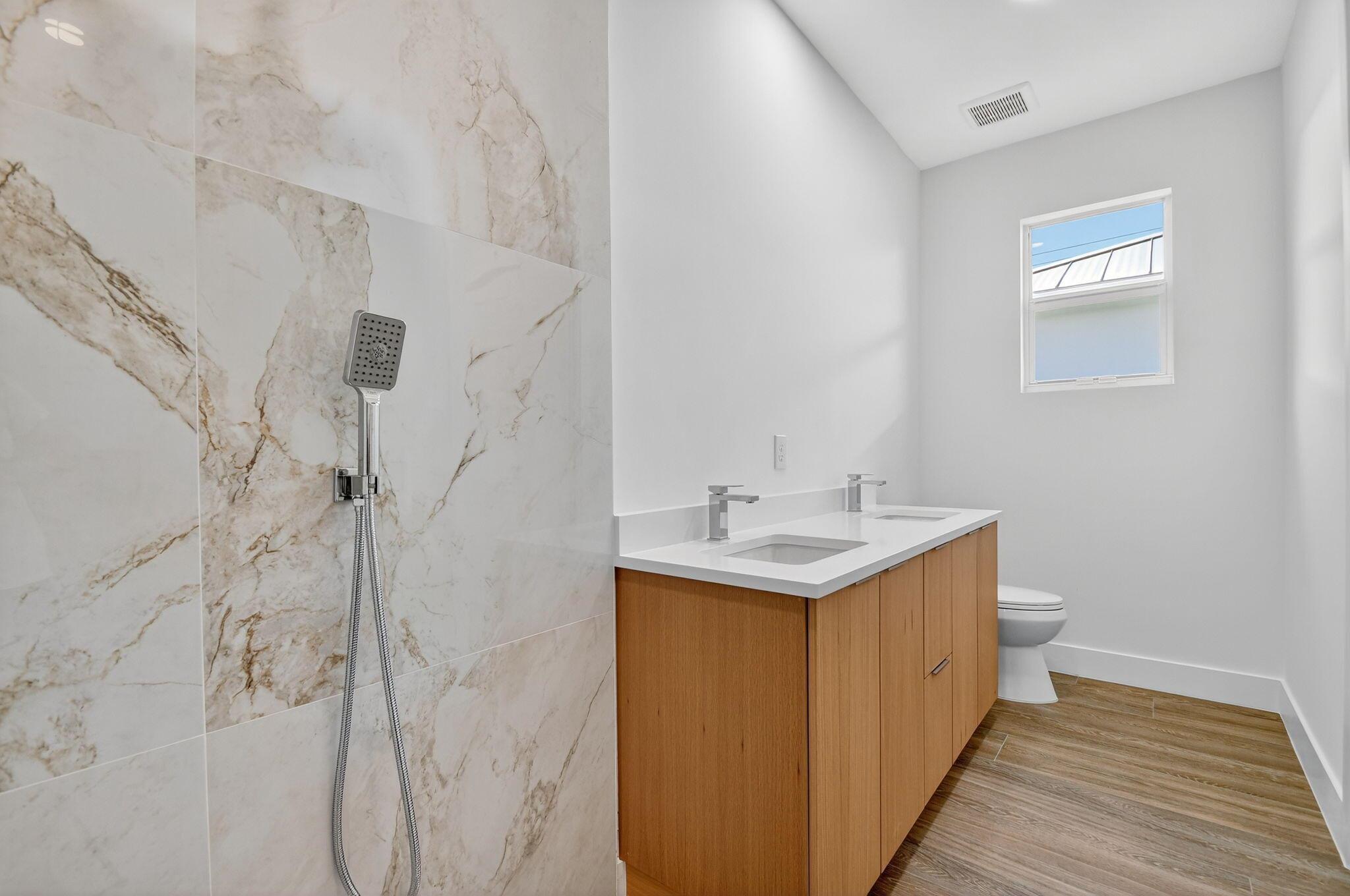 PINE GARDENS - Residential