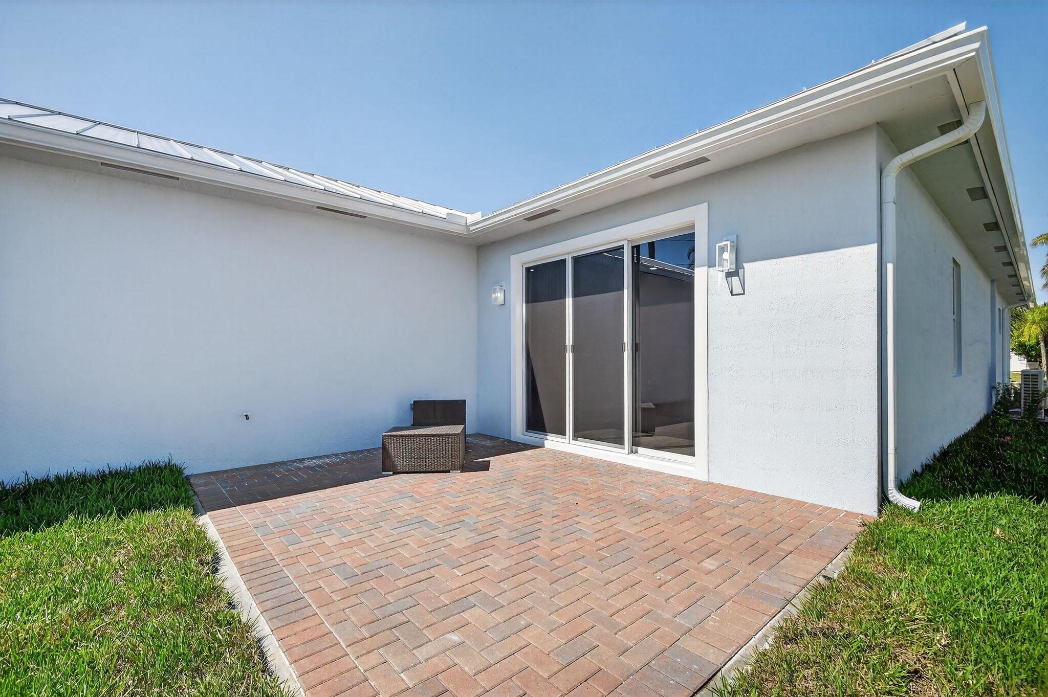 PINE GARDENS - Residential