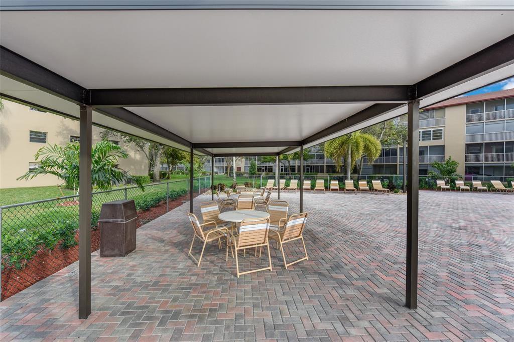 NEW HAMPTON AT CENTURY VI - Residential Lease