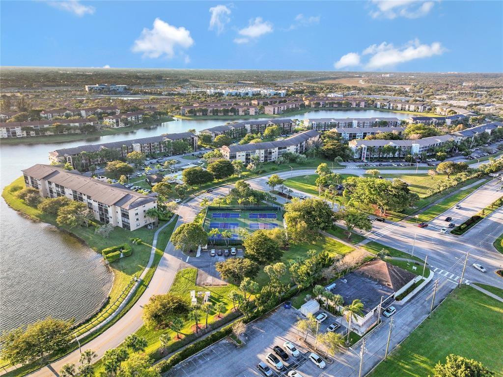 NEW HAMPTON AT CENTURY VI - Residential Lease