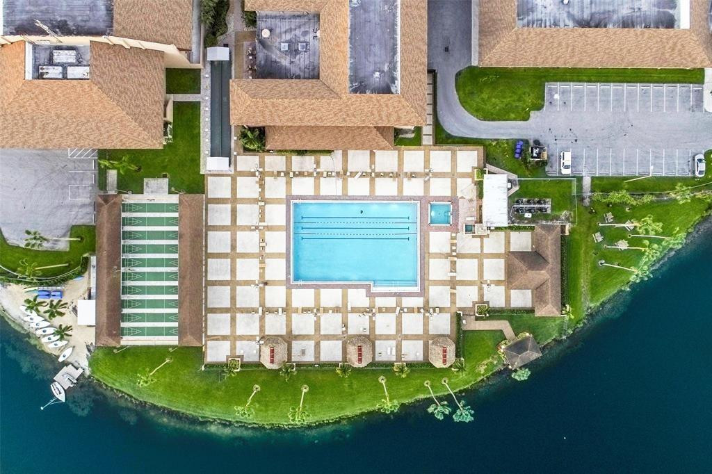 NEW HAMPTON AT CENTURY VI - Residential Lease