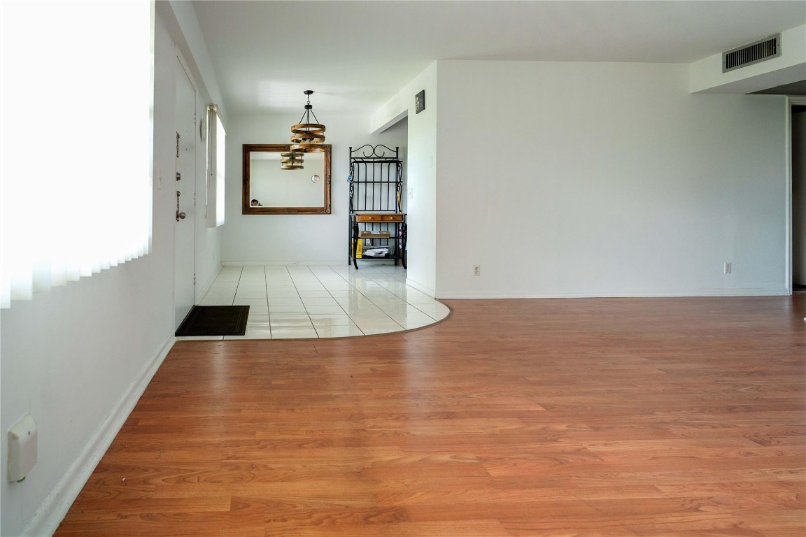 NEW HAMPTON AT CENTURY VI - Residential Lease