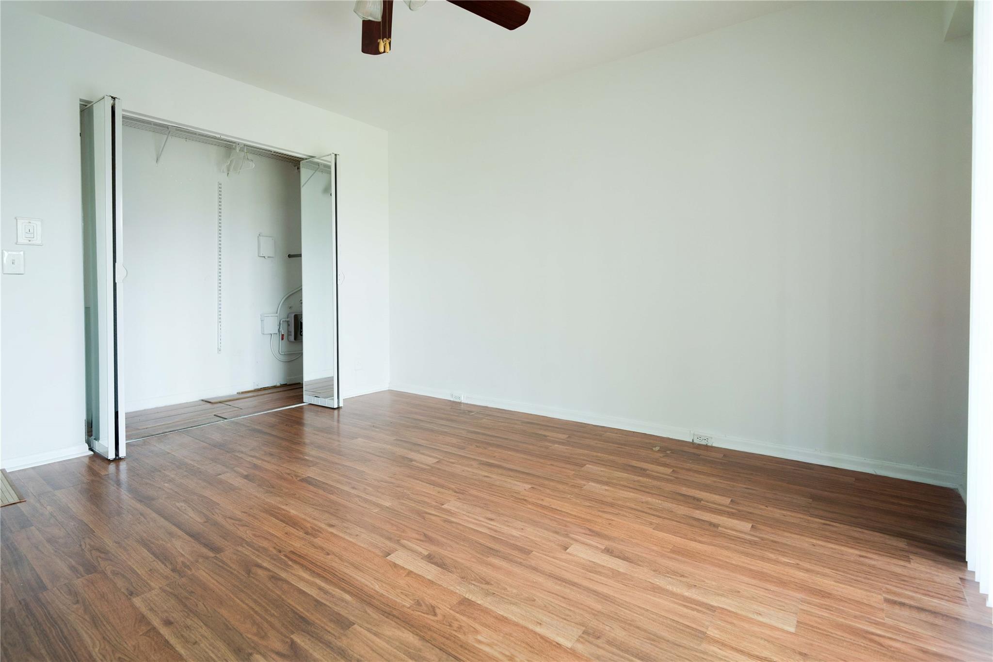 NEW HAMPTON AT CENTURY VI - Residential Lease
