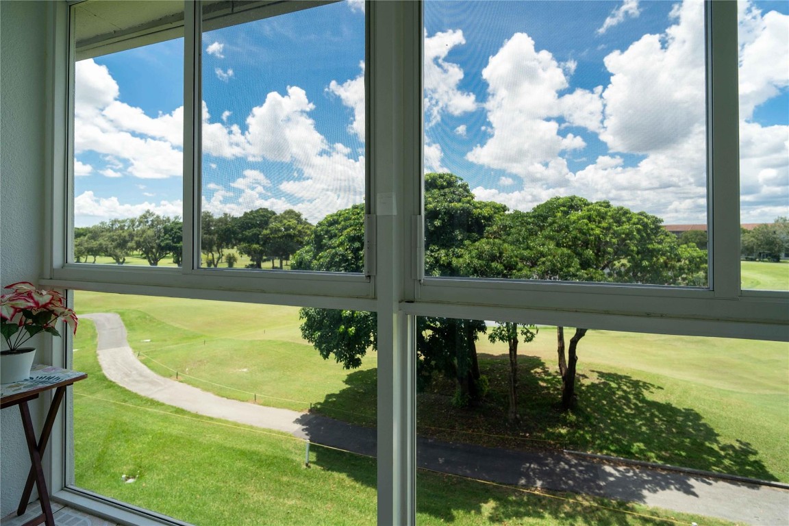 NEW HAMPTON AT CENTURY VI - Residential Lease