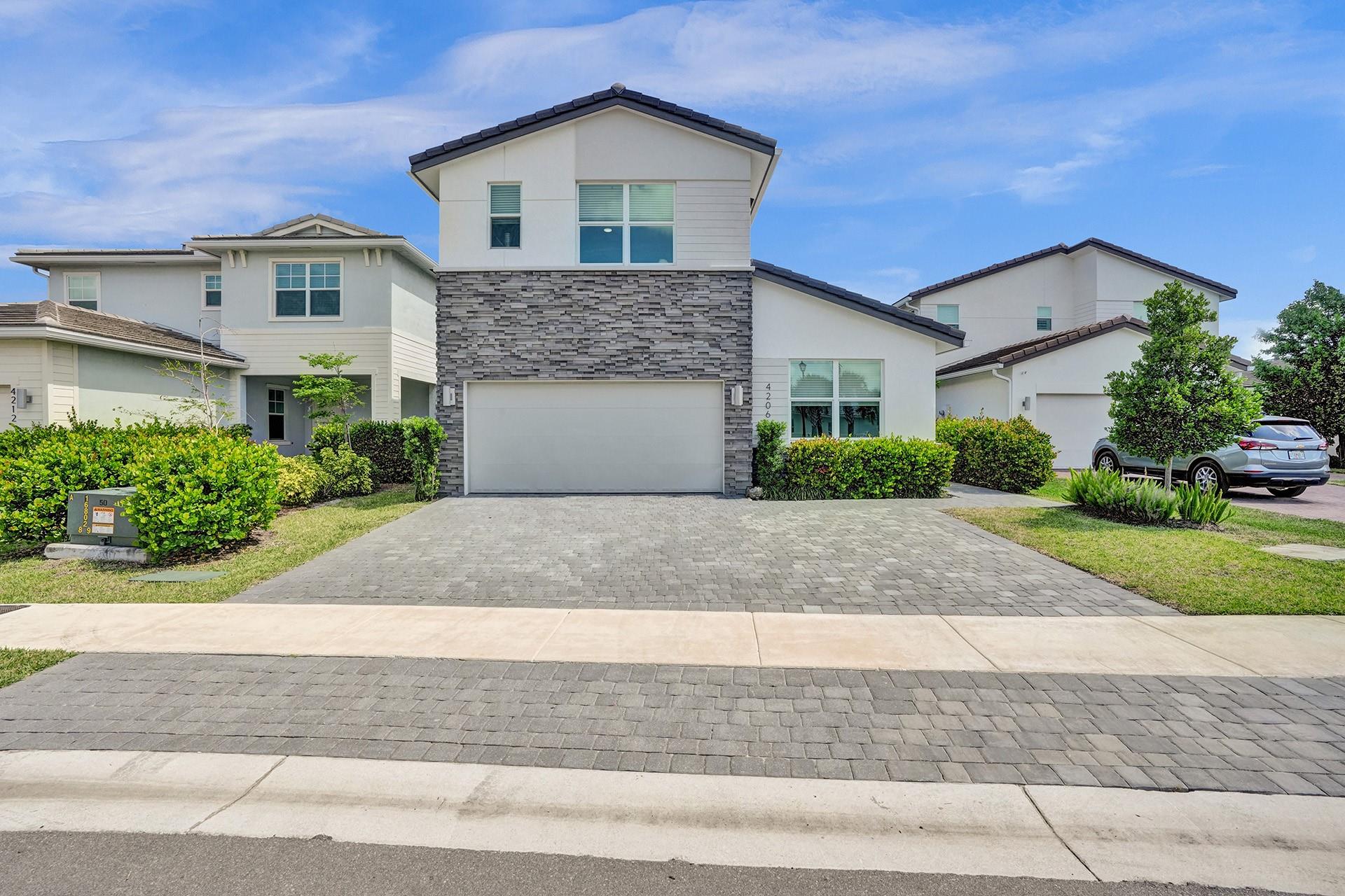 4206 Rosa drive
