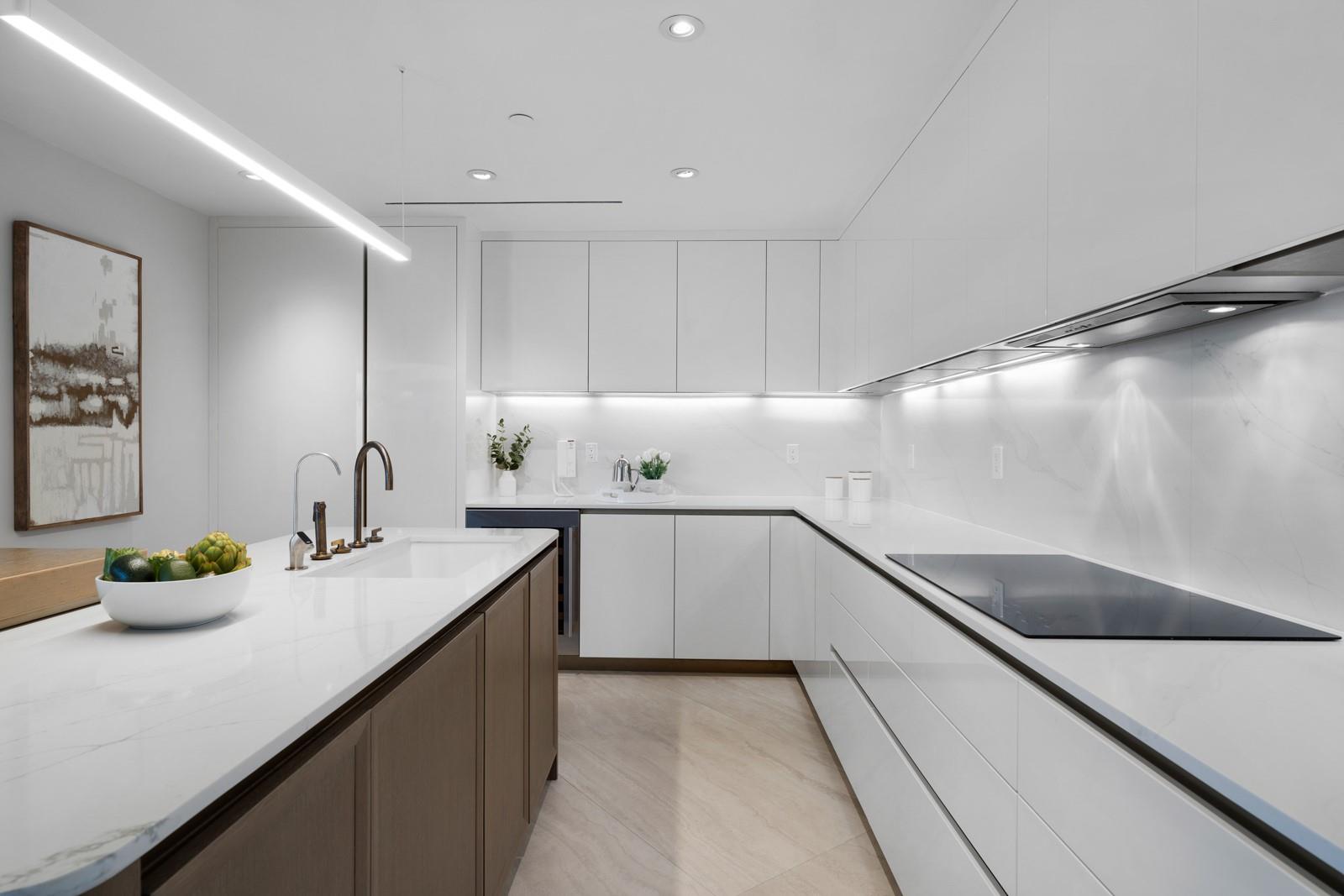 Four Seasons - Residential