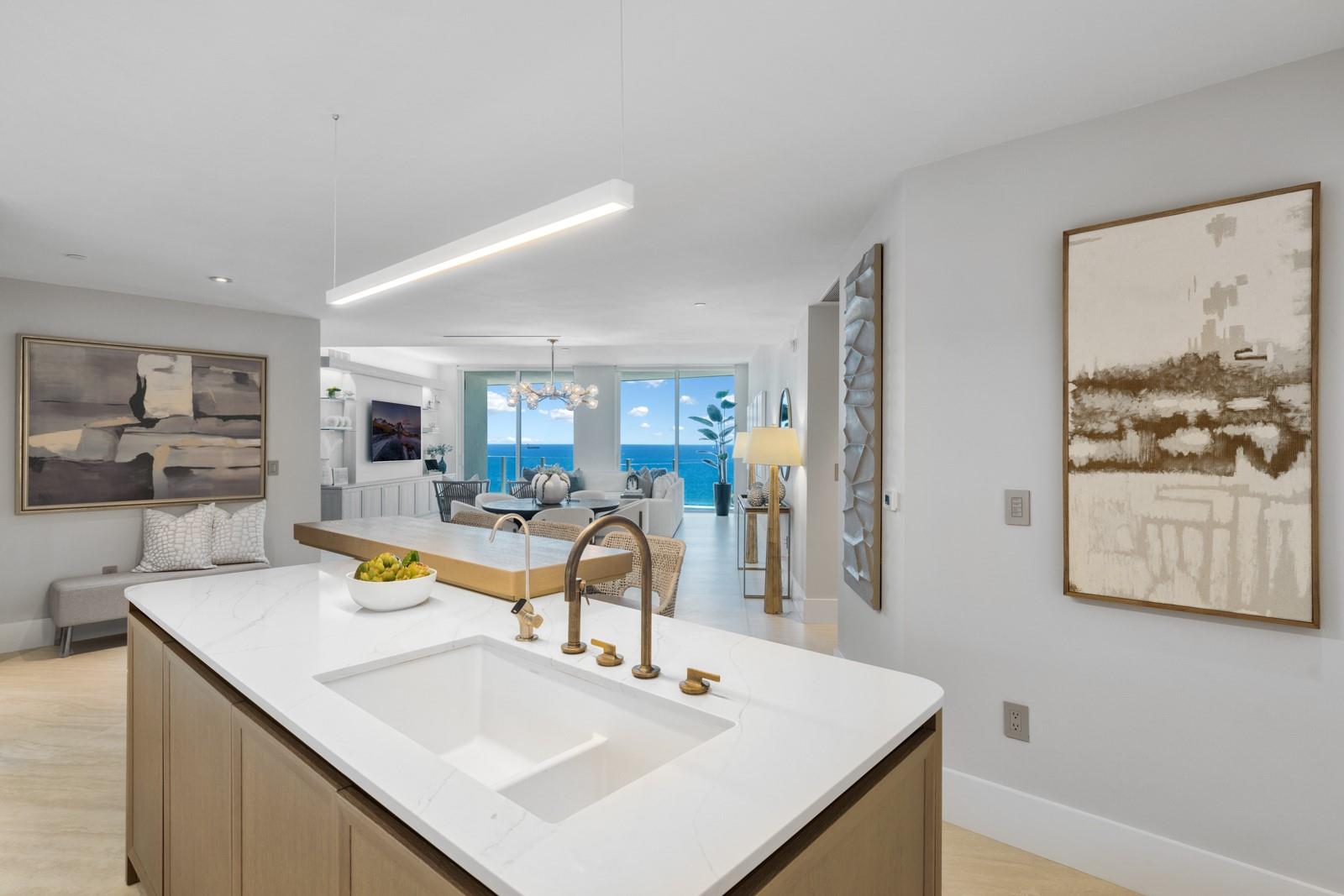 Four Seasons - Residential