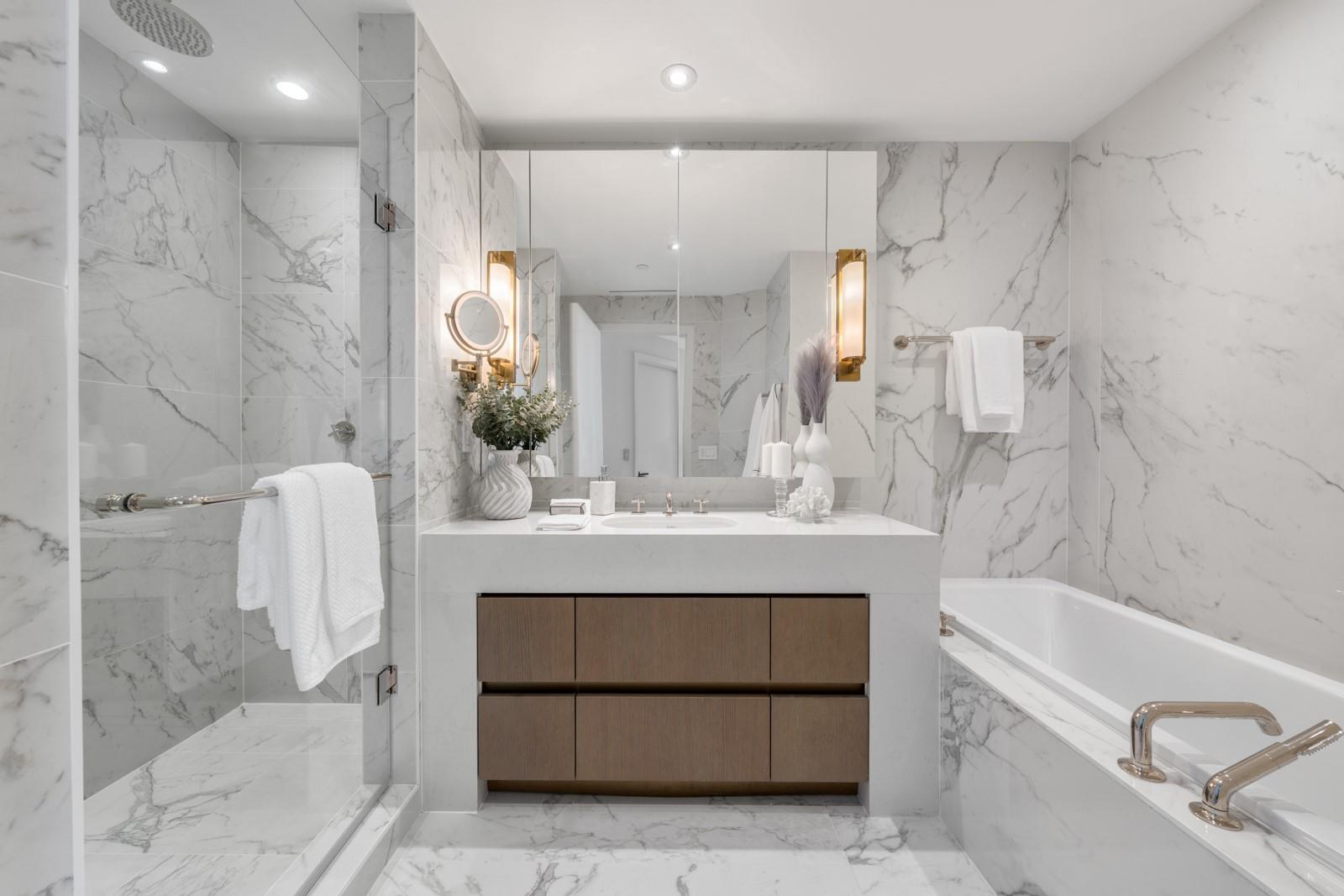 Four Seasons - Residential