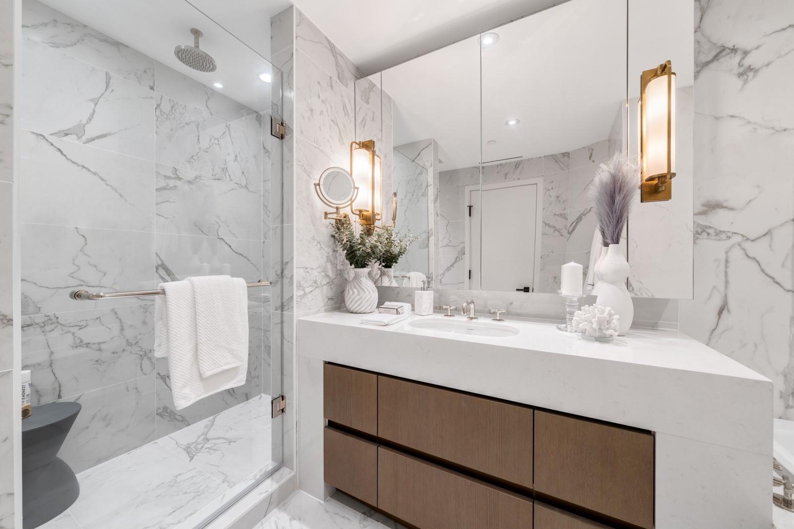 Four Seasons - Residential