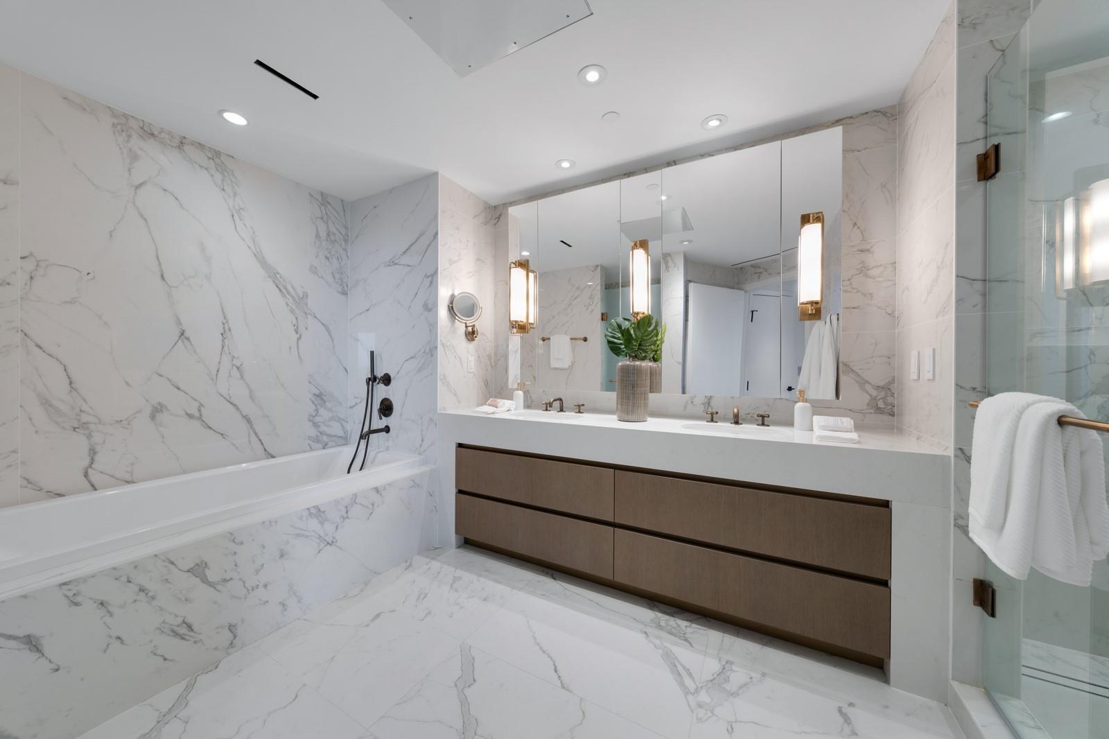 Four Seasons - Residential