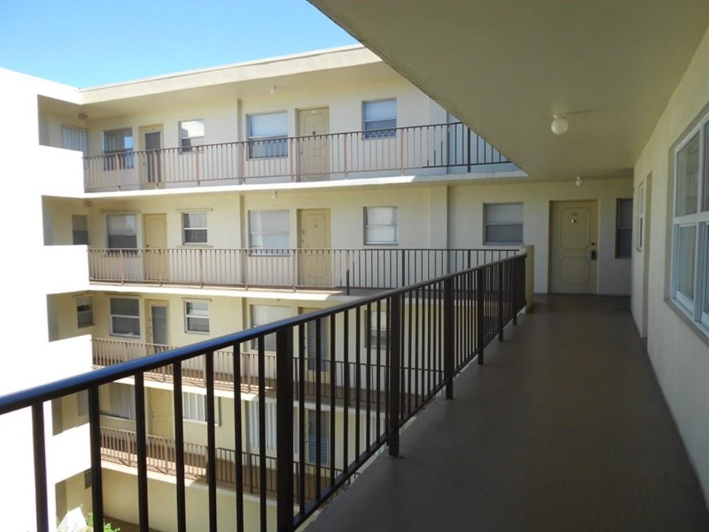 Winter Haven Towers - Residential