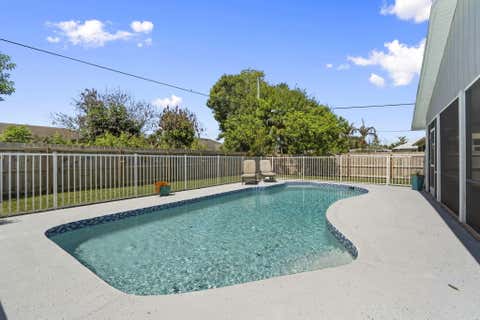 Tiny photo for 1202 SE Mcfarlane AVE, Port Saint Lucie, FL 34952 (MLS # B26054214)