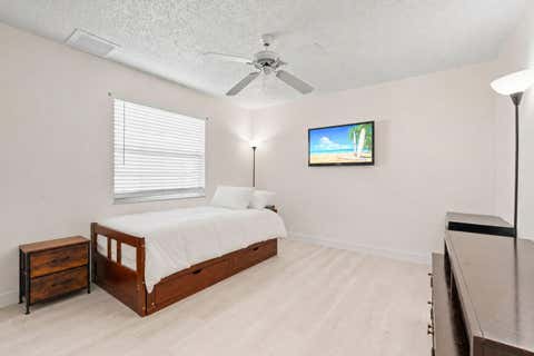 Tiny photo for 1202 SE Mcfarlane AVE, Port Saint Lucie, FL 34952 (MLS # B26054214)