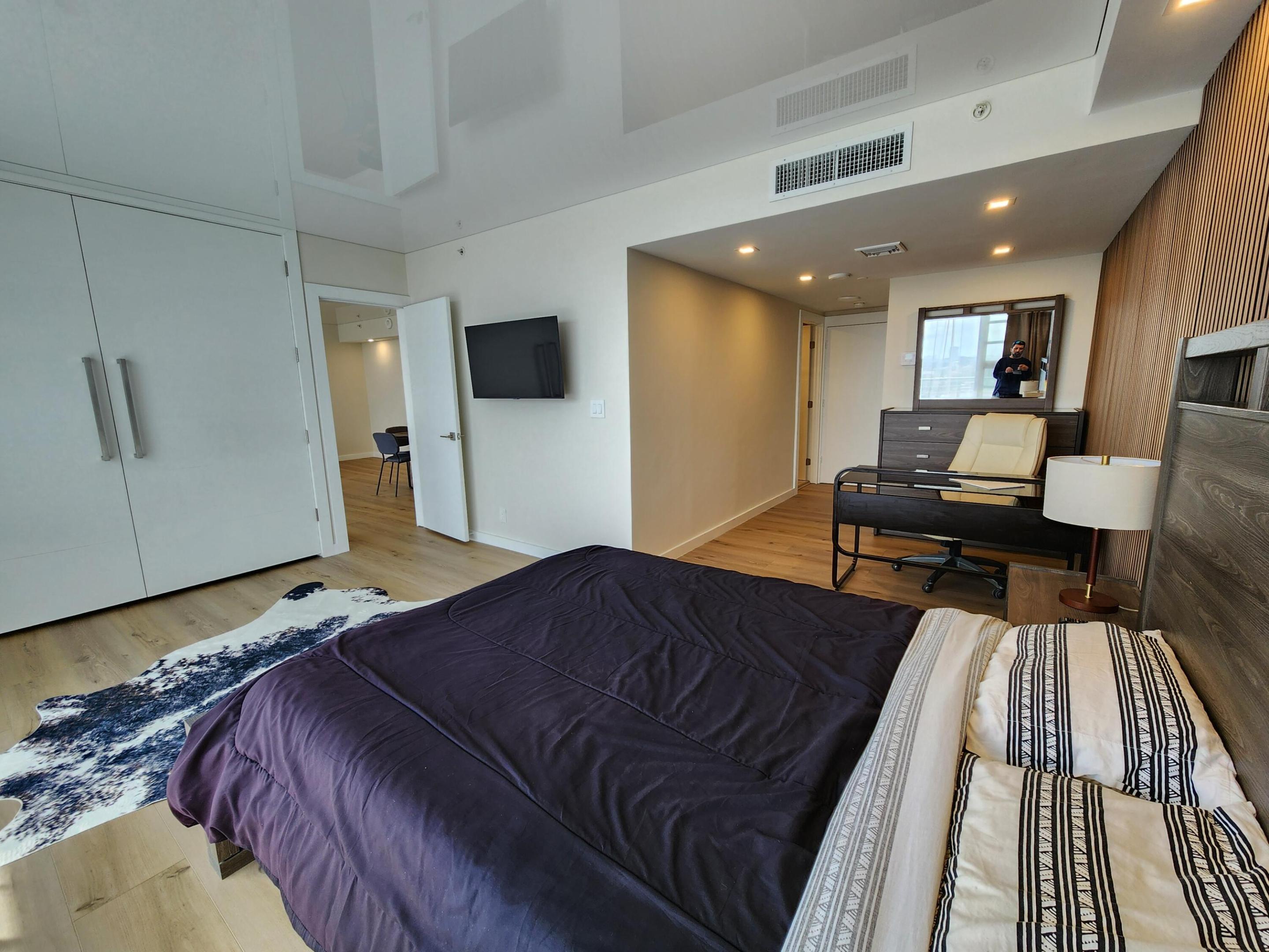 HOME TOWER CONDO - Residential Lease