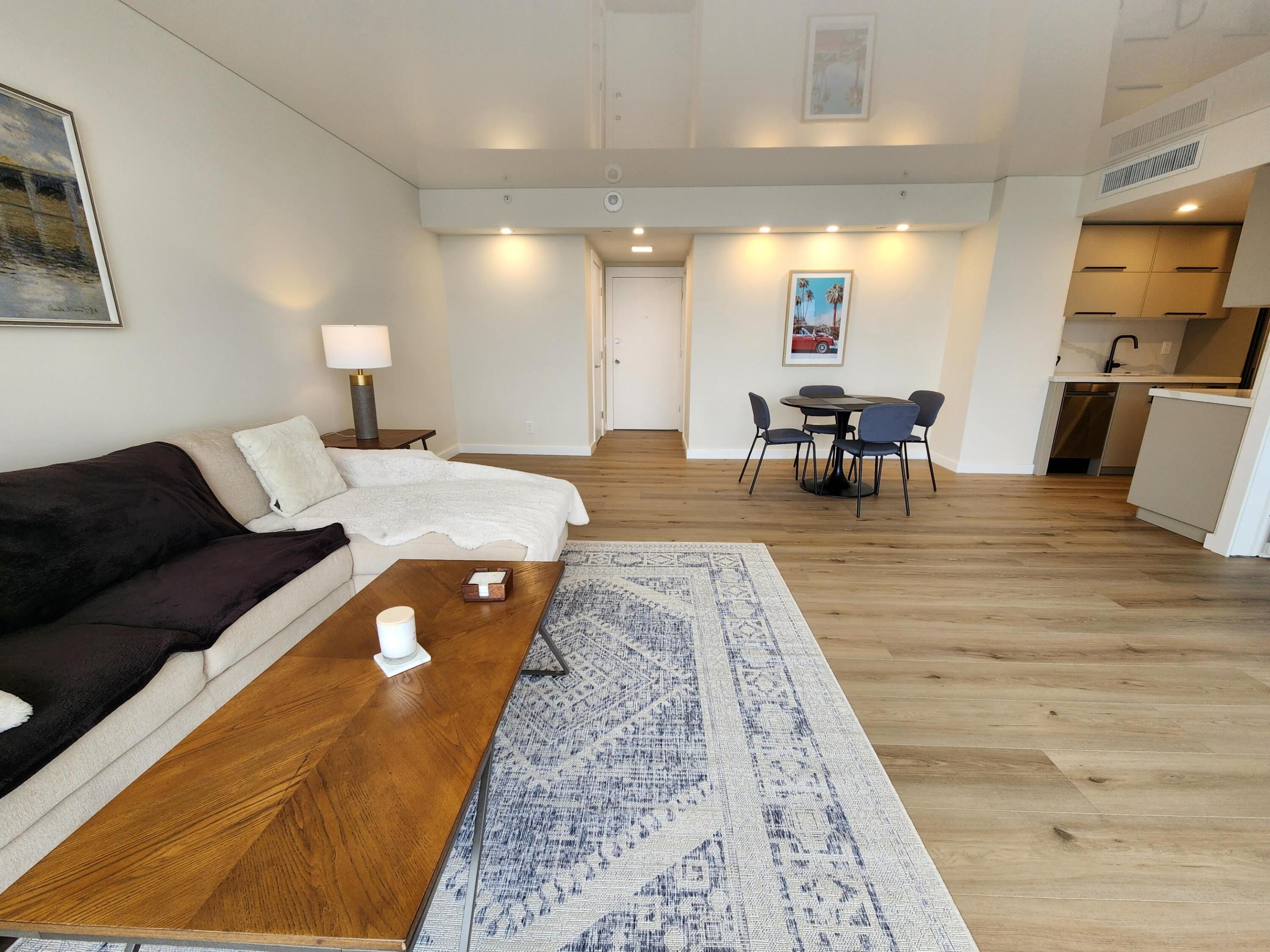 HOME TOWER CONDO - Residential Lease