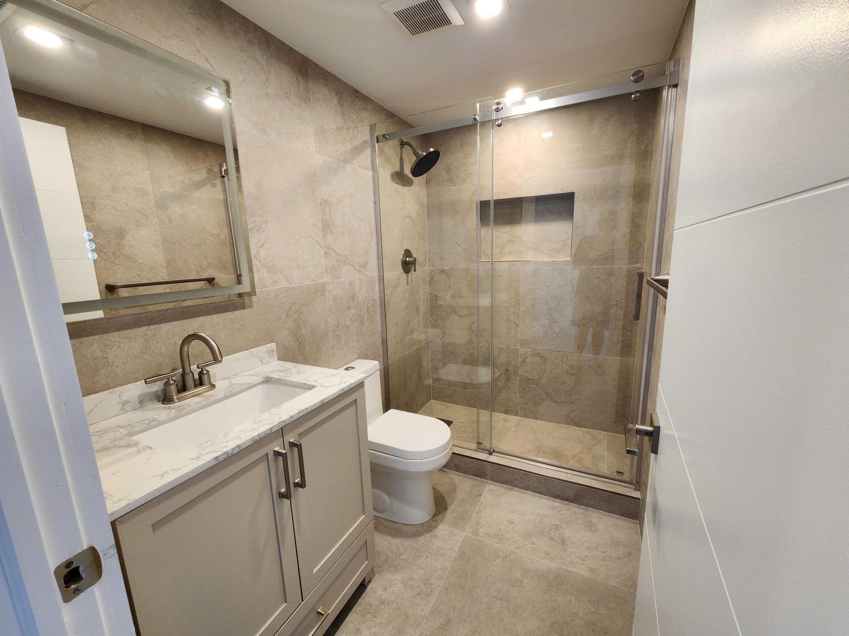 HOME TOWER CONDO - Residential Lease