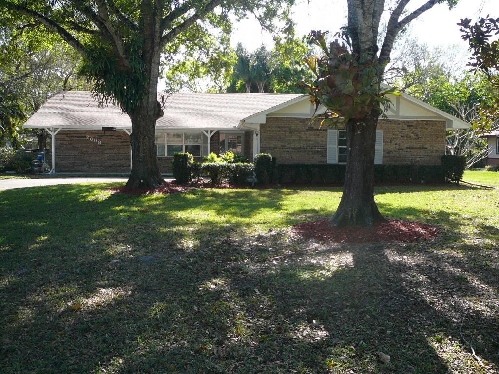 TWELVE OAKS ESTATES - Residential