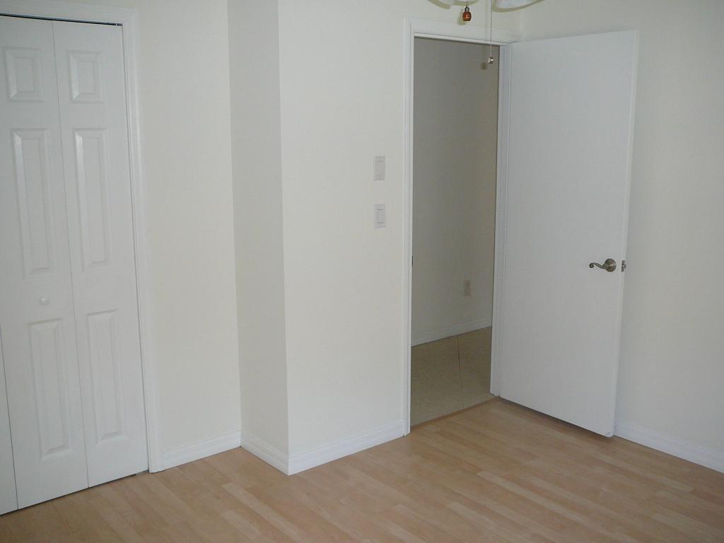 TWELVE OAKS ESTATES - Residential