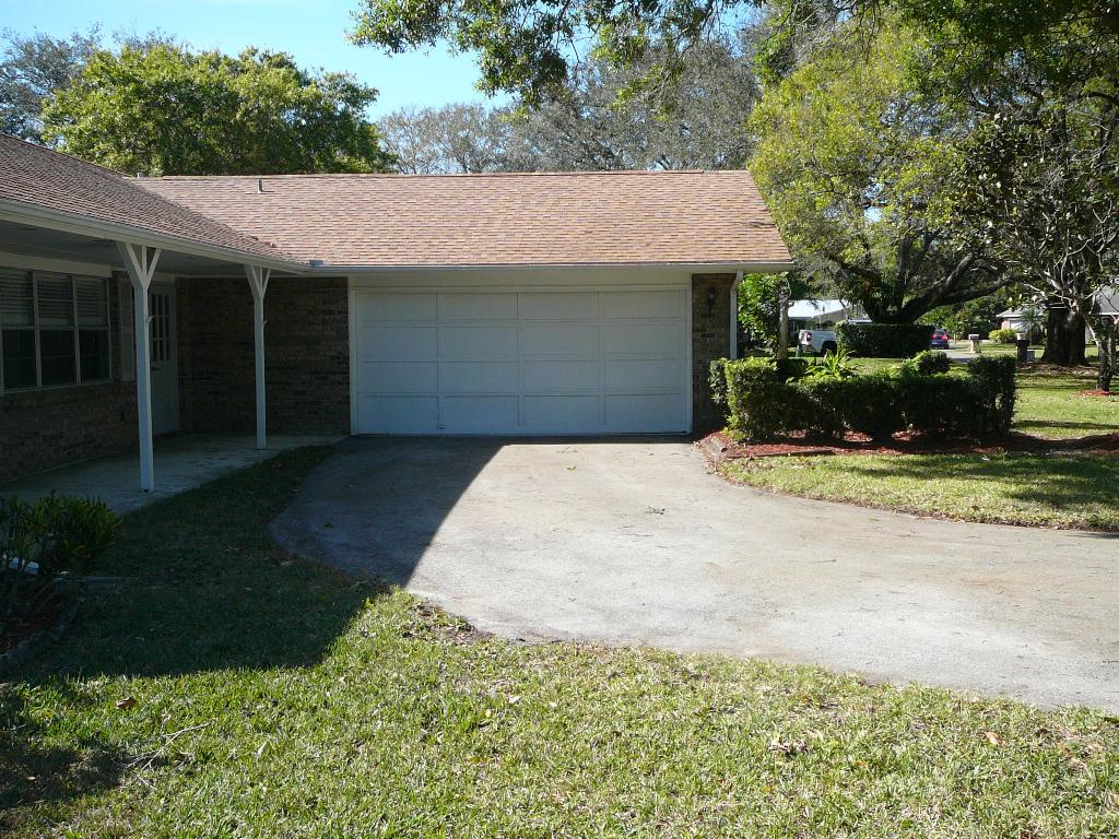 TWELVE OAKS ESTATES - Residential