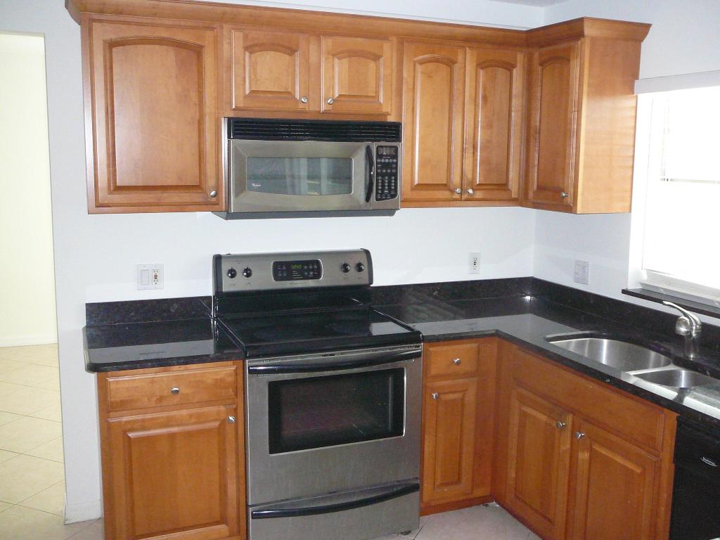 TWELVE OAKS ESTATES - Residential