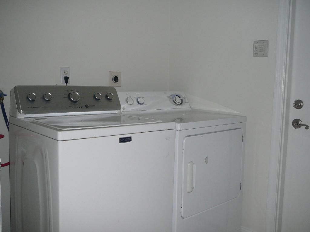 TWELVE OAKS ESTATES - Residential