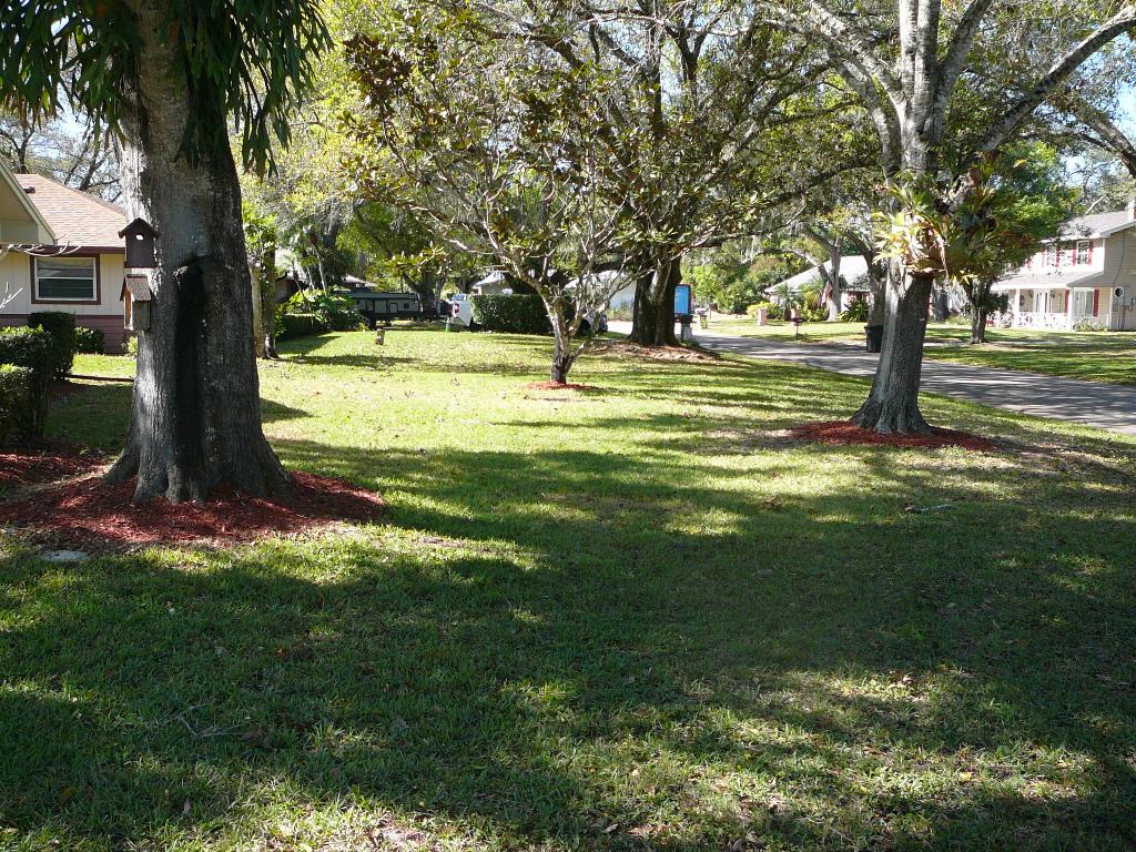 TWELVE OAKS ESTATES - Residential