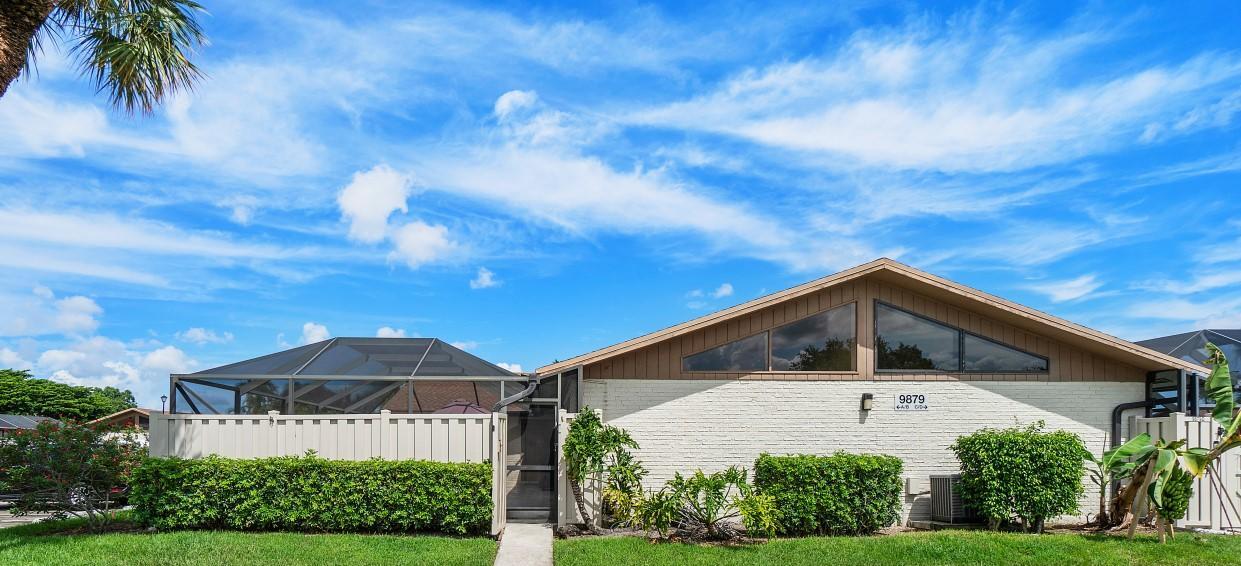 BOCA GARDENS - Residential