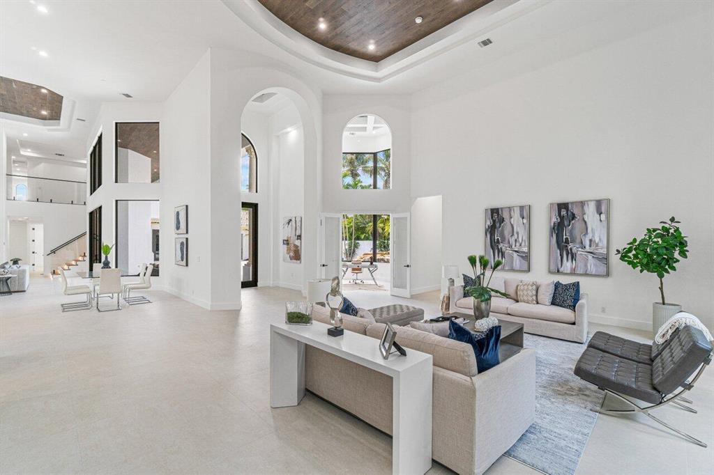 VINTAGE OAKS / POLO CLUB - Residential