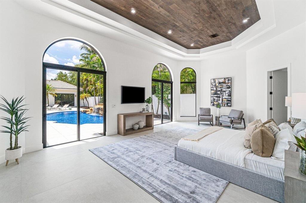 VINTAGE OAKS / POLO CLUB - Residential